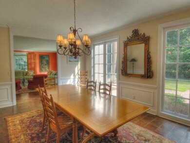 Formal Dining