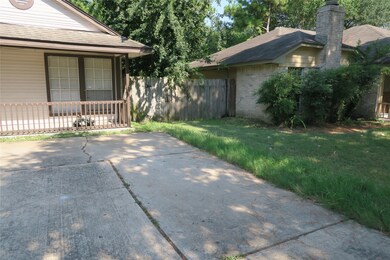 15670 Pebble Lake Dr, Houston, TX 77095 - photo 3