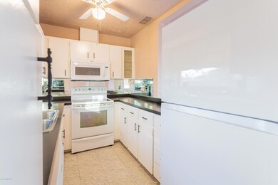 5 Great Galley Kitchen