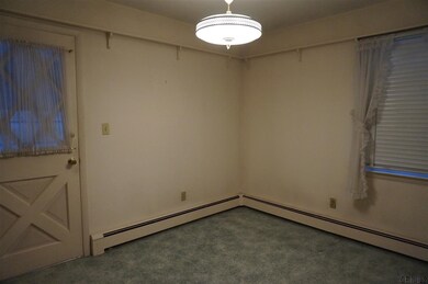 212 N Ten Broeck St, Schenectady, NY 12302 - photo 7