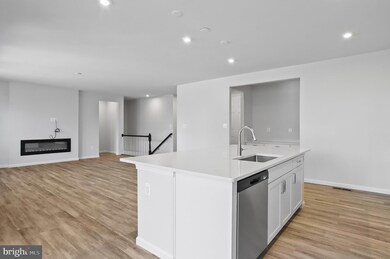 1458 Finch Dr, Chambersburg, PA 17202 - photo 7