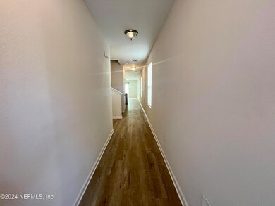 8010 Dandy Ave, Jacksonville, FL 32211 - photo 5