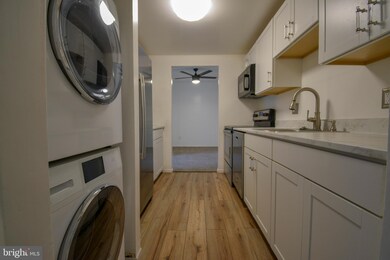 27401 Valley Run Dr unit 401, Wilmington, DE 19810 - photo 6