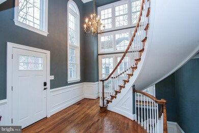 7900 Quarry Ridge Way, Bethesda, MD 20817 - photo 6