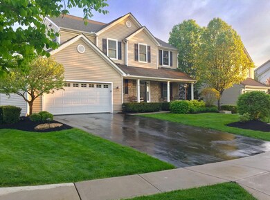 Pecan court side driveway