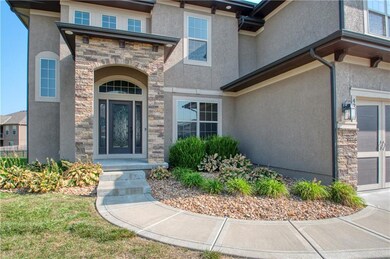 4225 SW Stoney Brook Dr, Lee's Summit, MO 64082 - photo 3