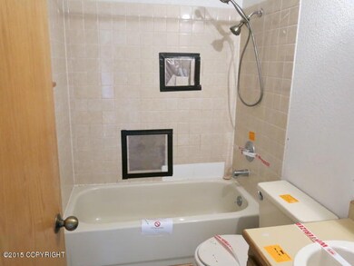 111-128136 - bath