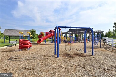 11919 Skylark Rd, Clarksburg, MD 20871 - photo 6