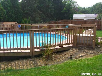 Swimming Pool/Hot Tub/Sauna