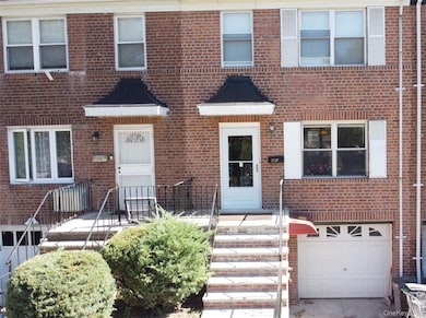 4729 215th St, Bayside, NY 11361 - photo 5