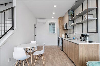 1300 E Remington Ct unit B, Seattle, WA 98122 - photo 6