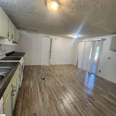 358 Goldsmith Rd, Simpsonville, SC 29681 - photo 6