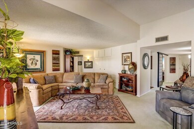 10448 W Hutton Dr, Sun City, AZ 85351 - photo 4