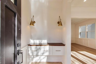 unlisted-address, Chicago, IL 60612 - photo 2