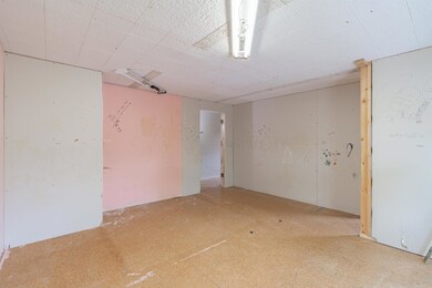 111 Falls Ave, Wabash, IN 46992 - photo 6