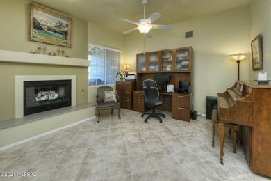 Spacious living room
