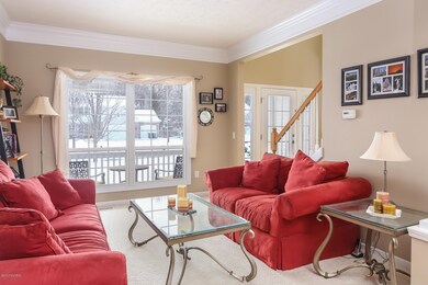 011-Living_Room-3661332-medium