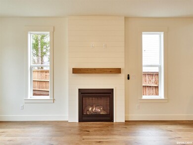 2569 N Lydia Loop, Hubbard, OR 97032 - photo 5