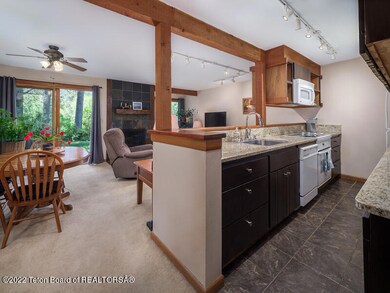 Kitchen : dining : living