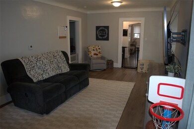 2736 Mondamin Ave, Des Moines, IA 50310 - photo 5