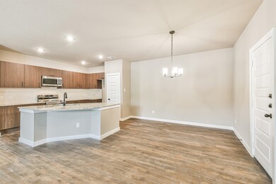 9712 Grosbeak Ln, Magnolia, TX 77354 - photo 6