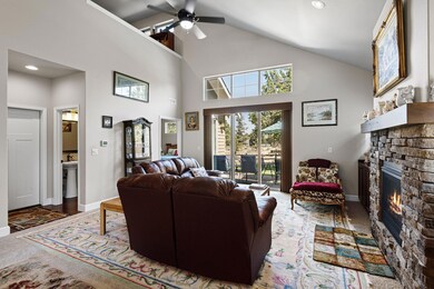 250 Split Rail Ln, Redmond, OR 97756 - photo 5