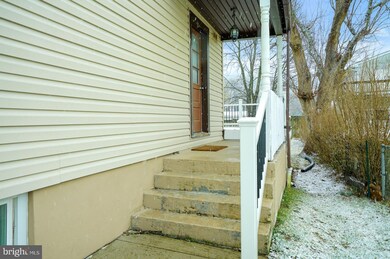 1206 Garden Ave, Allentown, PA 18103 - photo 3