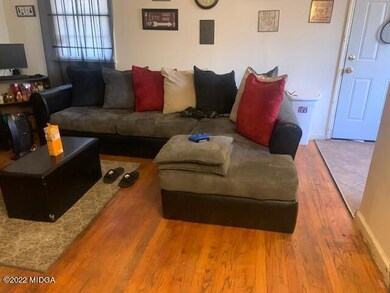 5130Pinefieldliv