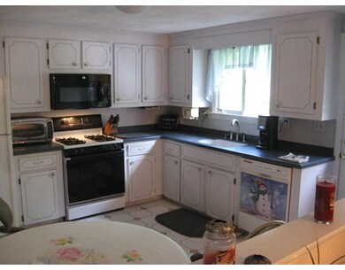 203 Peregrine Rd, Abington, MA 02351 - photo 7