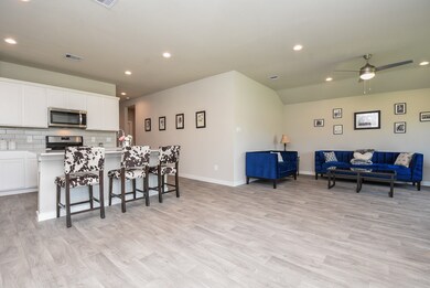 12119 Bear River Dr, Conroe, TX 77384 - photo 6