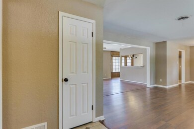 625 Cullum Ave, Hurst, TX 76053 - photo 4