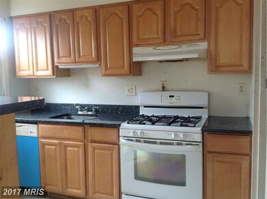 12806 Valleywood Dr, Silver Spring, MD 20906 - photo 4