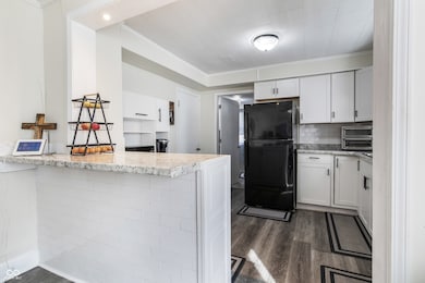 305 N Tremont St, Indianapolis, IN 46222 - photo 6