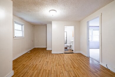 22 Lakeview St, East Hampton, CT 06424 - photo 3