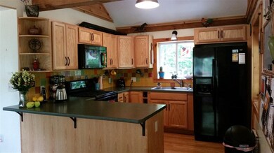 180 Canaan St, Canaan, NH 03741 - photo 2