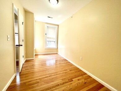 135 W Main St unit 4C, Waterbury, CT 06702 - photo 5