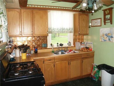 53 11th St, Midland, PA 15059 - photo 2