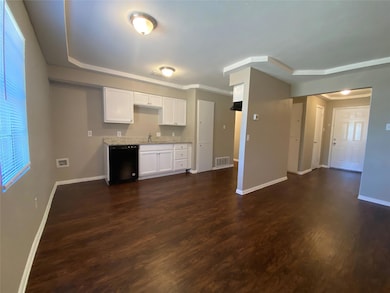 7913 Maplewood Ave, North Richland Hills, TX 76180 - photo 5