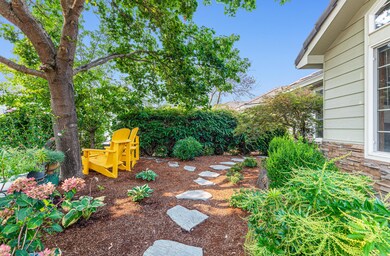 706 Daffney Ln, Central Point, OR 97502 - photo 5