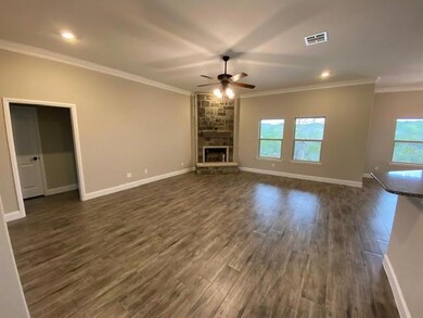 1059 Knoxmiller Ct, Weatherford, TX 76088 - photo 5