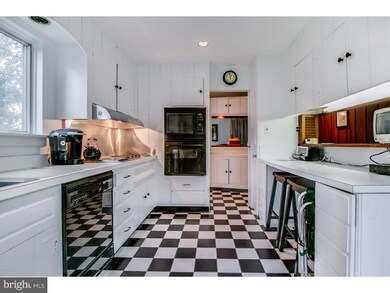 353 Calvert Cir, Kennett Square, PA 19348 - photo 7