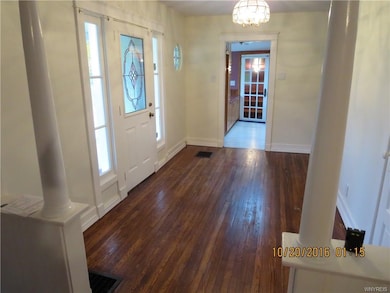 Spacious front Foyer