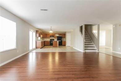 565 Hummingbird Ln, Whiteland, IN 46184 - photo 4