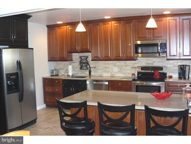 1605 Rivers Edge Dr, Delanco, NJ 08075 - photo 2