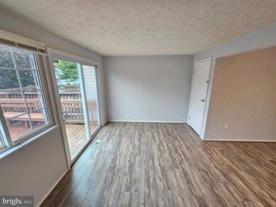 13 Farmcrest Ct, Silver Spring, MD 20905 - photo 6