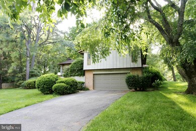 7245 Ridgeway Dr, Manassas, VA 20112 - photo 2