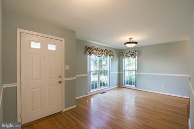 12219 Emerald Way, Germantown, MD 20876 - photo 3