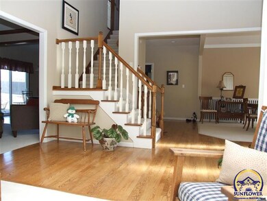 3736 SW Stonybrook Dr, Topeka, KS 66610 - photo 3