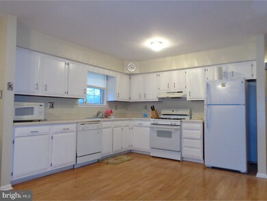 434 Holly Dr, Atco, NJ 08004 - photo 5