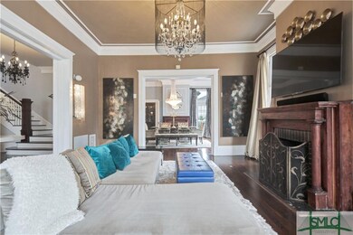 110 E 36th St, Savannah, GA 31401 - photo 7